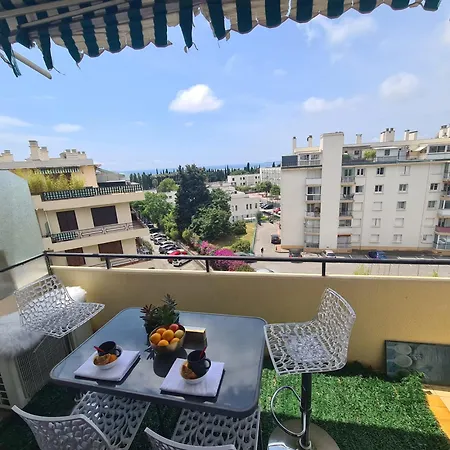 Beautiful 3-room Sea View *