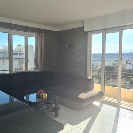 Beautiful 3-room Sea View Apartament Nicea